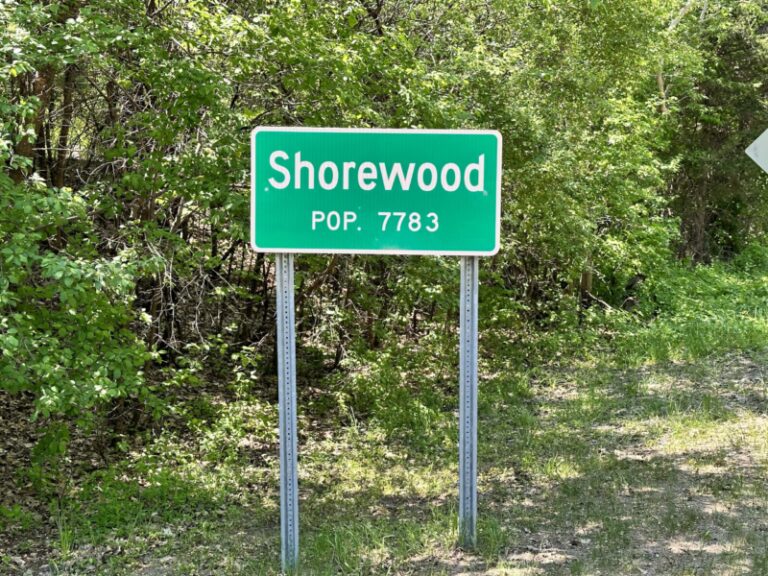 City of Shorewood Sign